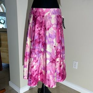 Full skirt size large pinks, lilac and white, new